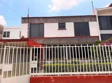 Casa de 4 habitaciones, Naucalpan de Juárez · Se Vende Casa Satelite