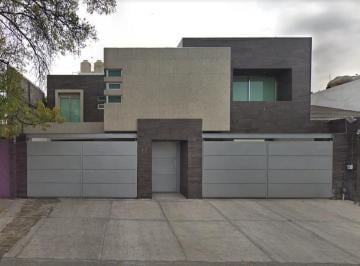 Departamento de 3 habitaciones, Naucalpan de Juárez · Venta de Casa en Circuito Ingenieros Satelite