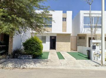 Casa de 3 habitaciones, García · Casa Equipada en Venta | Valle de Cumbres, Primer Sector
