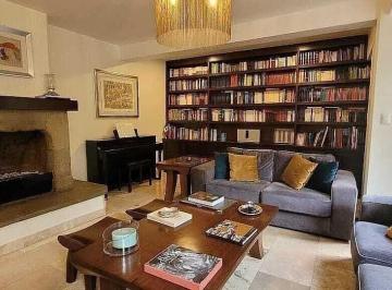 38c6b52ce4b39ba363f040f76ffbce891ba3513929ce6d116e203685a722bff7 · Oportunidad Inmejorable: Casa en Venta de Tizapán, San Ángel, Álvaro Obregón