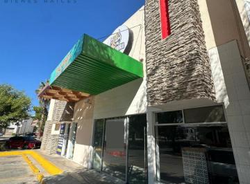 Local comercial · 84m² · 5 Estacionamientos · Local en Plaza Cimarron