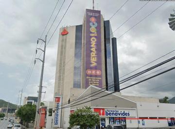 Oficina · 250m² · 7 Estacionamientos · Oficina en Renta en Vasconcelos, San Pedro