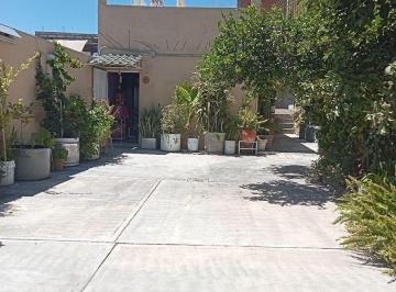 88f29135e80e6ed97302ee3b639f225e7530621fabe7d435f73f757d5b4bb76e · Casa en Venta en Colonia Romero Vargas