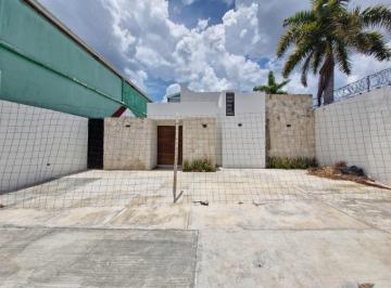 Casa · 279m² · 3 Recámaras · 2 Estacionamientos · Casa en Venta en Campeche Villa del Rio