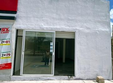 Local comercial · 45m² · 1 Recámara · 1 Estacionamiento · Local - Supermanzana 228