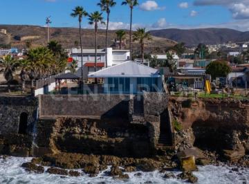 Casa · 120m² · 1 Recámara · 4 Estacionamientos · Casa Amueblada en Renta, con Vista Al Mar, Ubicada en El Sauzal, Ensenada, B. C