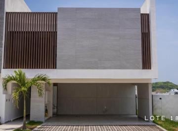 Casa · 180m² · 3 Recámaras · 2 Estacionamientos · Casa en Venta | Punta Tiburón