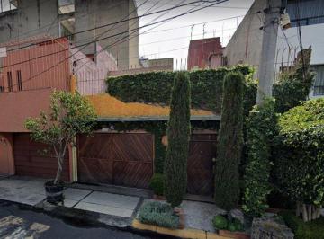 Casa de 2 habitaciones, Coyoacán · Casa en Venta en Churubusco