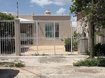 f32840f641d7724d0ef5fbbe3f39973c510a48e7688ce4369cc4b3ce39ba137b · Casa en Venta en Francisco de Montejo