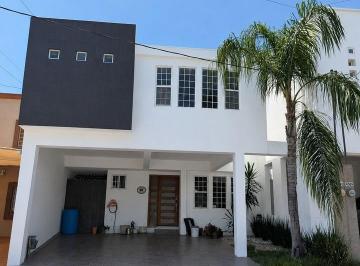 Casa de 4 habitaciones, Chihuahua · Casa en Venta en Cumbres Universidad