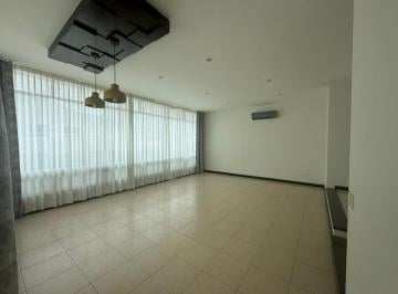 Casa de 3 habitaciones, Monterrey · Casa en Renta en Bosques de Valle Alto, Privada, 3 Recámaras con Baño Vestidor, $60,000
