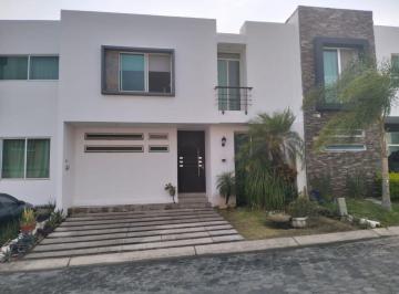 Casa de 4 habitaciones, Tlajomulco de Zúñiga · Casa Renta $18,000 Bosque Real