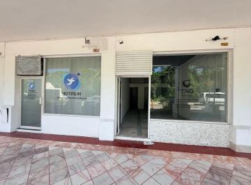 23a6dcb1675ff3ac8deb24131a47850210fd18d51e5739616d050d59a9ff061a · Local Comercial en Renta en Plaza Marina, Puerto Vallarta