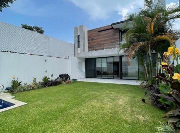 Casa de 4 habitaciones, Cuernavaca · Hermosa Casa Minimalista en Fraccionamiento con Vigilancia