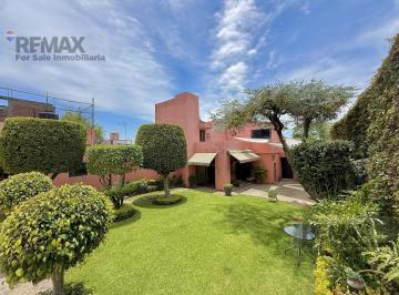 Casa · 450m² · 3 Recámaras · 3 Estacionamientos · Venta de Casa en Hacienda Tetela, Cuernavaca, Morelos…clave 6335