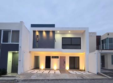 Casa de 4 habitaciones, Alvarado · Casa en Venta Fracc. Lomas Residencial, Riviera Veracruzana.