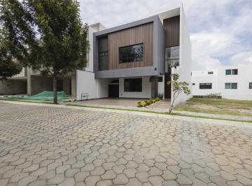 Casa de 4 habitaciones, San Andrés Cholula · Casa en Venta con Entrega Inmediata en Lomas de Angelópolis III