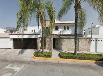 Casa de 3 habitaciones, Guadalajara · Venta de Casa en Monraz Guadalajara Jalisco