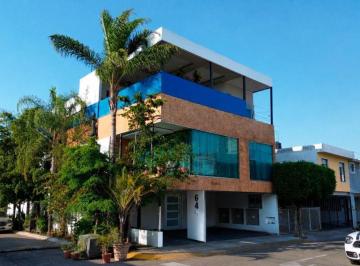 Departamento de 2 habitaciones, Zapopan · Penthouse Amueblado en Renta