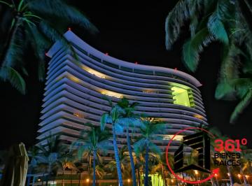 Departamento · 204m² · 3 Recámaras · 1 Estacionamiento · Renta Península Diamante Acapulco