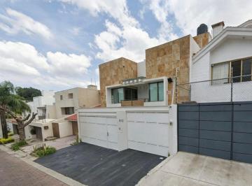 Casa de 4 habitaciones, Guadalajara · Venta de Casa en Monraz Guadalajara Jalisco
