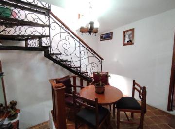 Casa de 4 habitaciones, Gustavo A. Madero · Amplios Espacios y Gran Potencial de Inversión