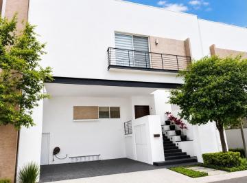1 · Casa en Venta en Residencial Olinca, Santa Catarina, N. L.