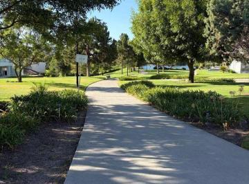 Terreno / Lote · 814m² · Precioso Terreno con Vista a Lago en Esquina! Dentro de Campanario Residencial & Golf en La Ciudad D