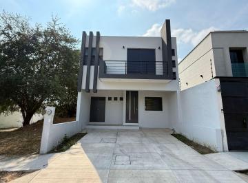 Casa de 3 habitaciones, Colima · Casa en Venta en Diamantes Residencial, Colima, Colima, Mexico