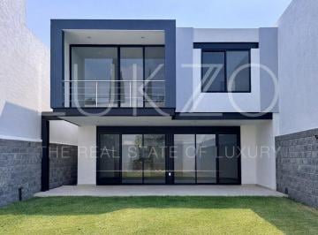Casa en condominio · 270m² · 4 Recámaras · 2 Estacionamientos · Casa en Venta en Rancho Cortés