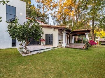Casa · 1400m² · 4 Recámaras · Casa en Venta en Cuernavaca