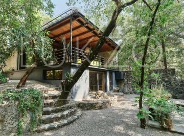 Casa · 890m² · 3 Recámaras · 2 Estacionamientos · Casa en Venta en Los Ocotes, Tepoztlan