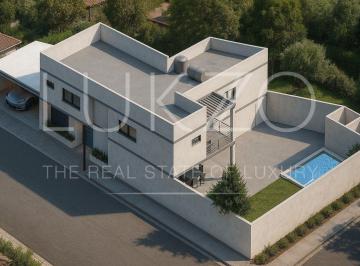 Casa en condominio · 400m² · 4 Recámaras · 2 Estacionamientos · Casa en Venta en La Bonita, Cantarranas, Cuernavaca