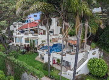 Casa · 1112m² · 5 Recámaras · 3 Estacionamientos · Casa de Lujo en Venta en La Colonia del Bosque, Cuernavaca