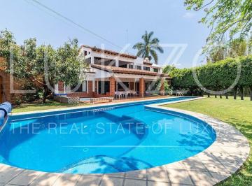 Casa · 1880m² · 3 Recámaras · Casa en Venta en Fracc Altos de Oaxtepec, Yautepec