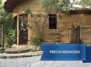 Casa · 349m² · 1 Recámara · 2 Estacionamientos · Casa en Venta en Tepoztlan