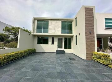 1 · Casa en Venta | Cimatario, Querétaro
