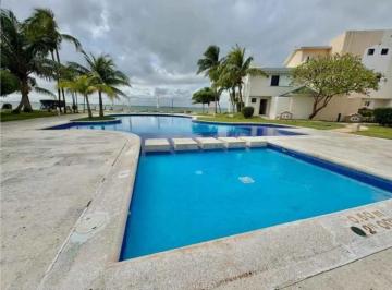 Casa en condominio de 3 habitaciones, Benito Juárez · Villa Casa en Renta 3 Recamaras 3.5 Baños Residencial Isla Dorada Zona Hotelera Cancun