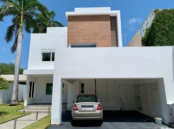 Casa de 3 habitaciones, Benito Juárez · Hermosa Casa en Villas Lagoon en El Table