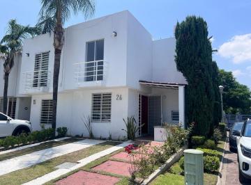 Casa · 150m² · 3 Recámaras · 2 Estacionamientos · Casa - Tabachines