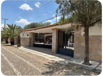 Casa en condominio · 469m² · 3 Recámaras · 5 Estacionamientos · Propiedad Unica Frente a Viñedos La Redonda | 2,311 m² Terreno Roc - (4)