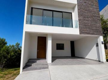 Casa de 4 habitaciones, Monterrey · Casa en Venta en Cumbres Elite Premier 3 Niveles