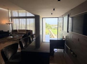 Casa de 3 habitaciones, Xochitepec · Residencia de Lujo en Fraccionamiento Real del Puente