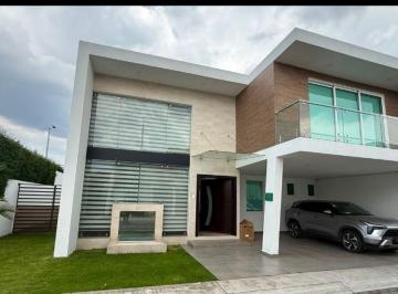 Casa de 4 habitaciones, Metepec · Hermos Casa Residencial Casa del Agua Renta Metepec