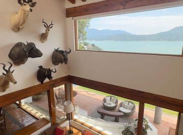 ba712af854b68d80dfdb714b64d91fd0a15fc6a3be44eca2895b4000ea10a871 · Casa en Venta en Condominio en La Peña
