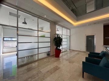 8a114d739ebb5cb978756cdde94c06b7097aa09ed3eeac04e0a6d8f025c2cc00 · Oficina en Renta de 60 m² en Planta Baja en Corporativo.