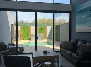 1 · Venta de Casa en Bosque Residencial, Santiago N. L.