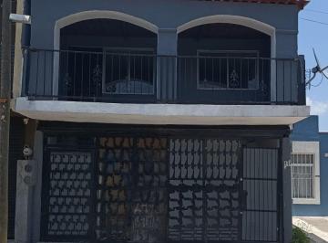 Casa de 4 habitaciones, Zapopan · Casa en Venta en Tesistán