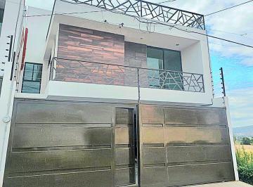 Casa de 3 habitaciones, Tlaxcala · Casa en Venta Ocotlán Tlaxcala | 232 m², 3 Recámaras, Jardín, Balcones y 2 Estacionamientos
