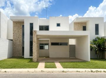 Casa de 3 habitaciones, Conkal · Casa en Renta en Privada Nadira con Recamara en Planta Baja